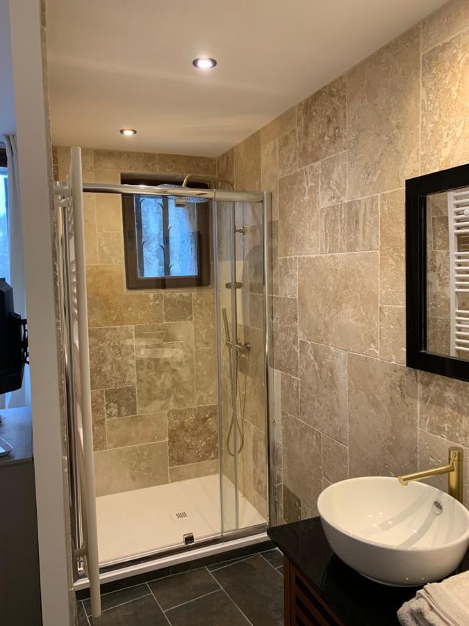 La Bonbonniere Gite De Charme Avec Jacuzzi Malaucene Bagian luar foto